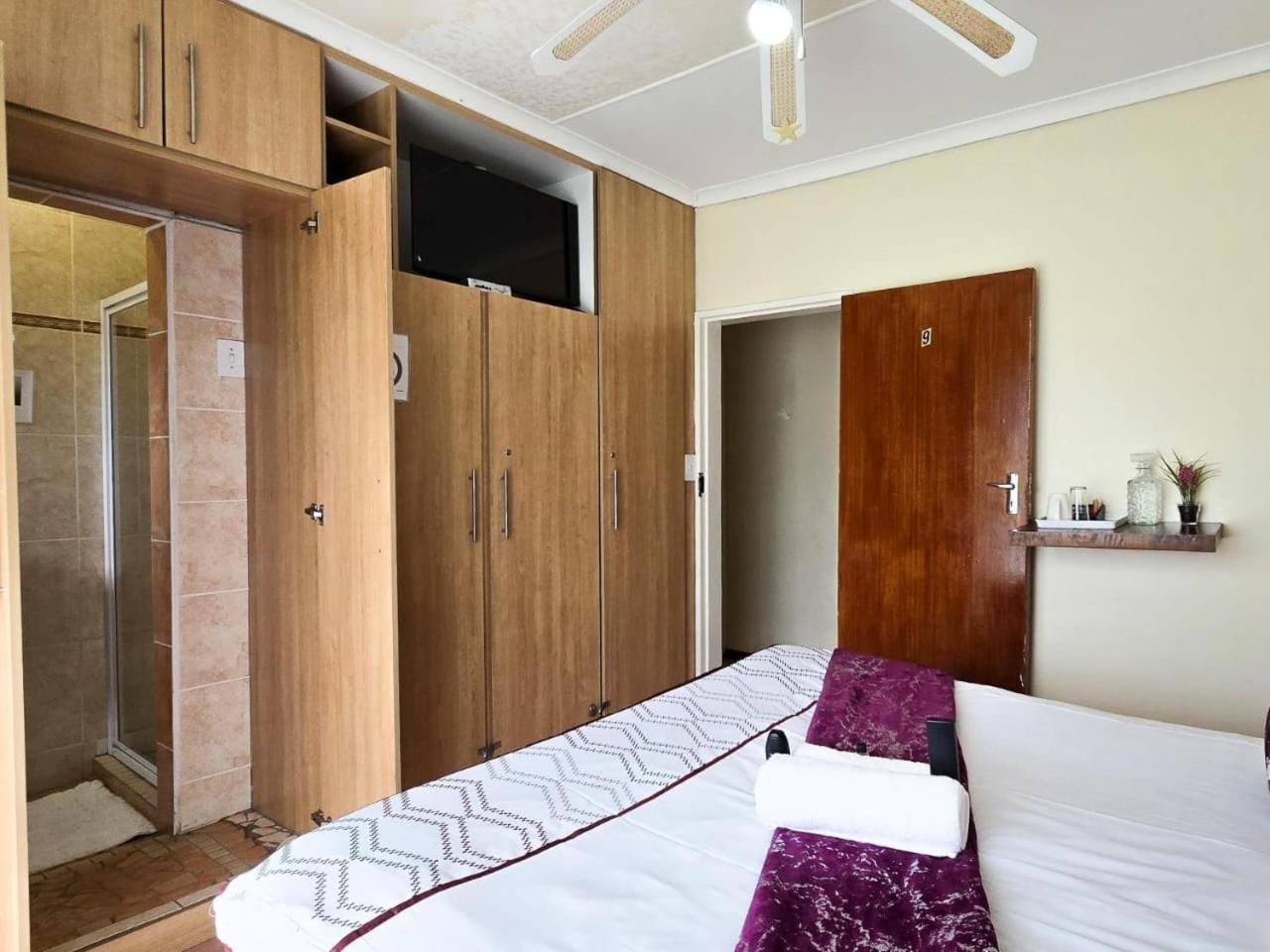 Mikasa Guesthouse East London Extérieur photo